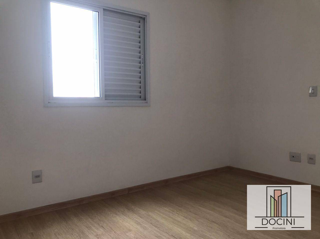 Apartamento à venda com 2 quartos, 66m² - Foto 13