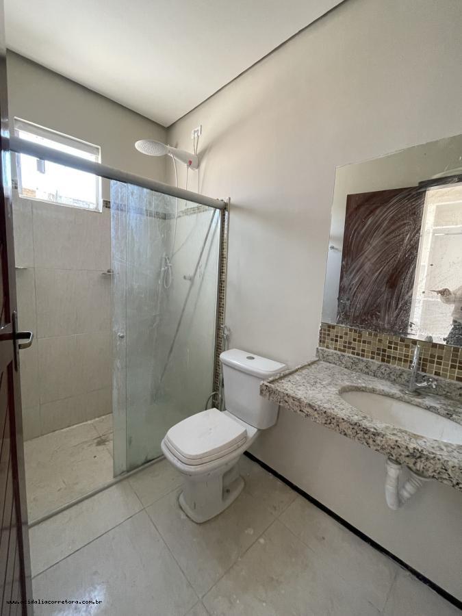 Casa para alugar com 4 quartos, 200m² - Foto 22