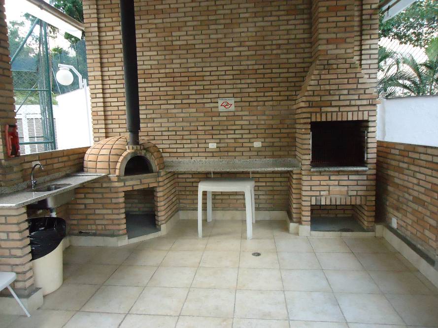 Apartamento para alugar com 3 quartos, 130m² - Foto 18