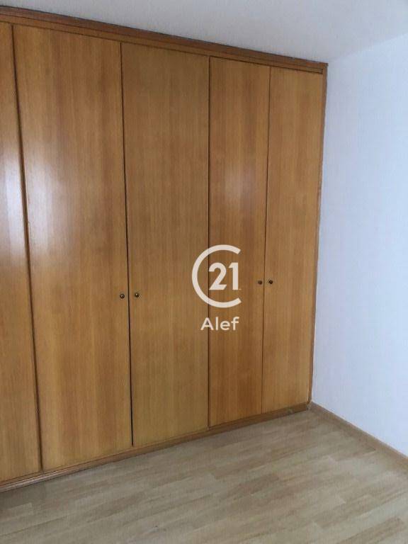 Apartamento para alugar com 3 quartos, 110m² - Foto 4