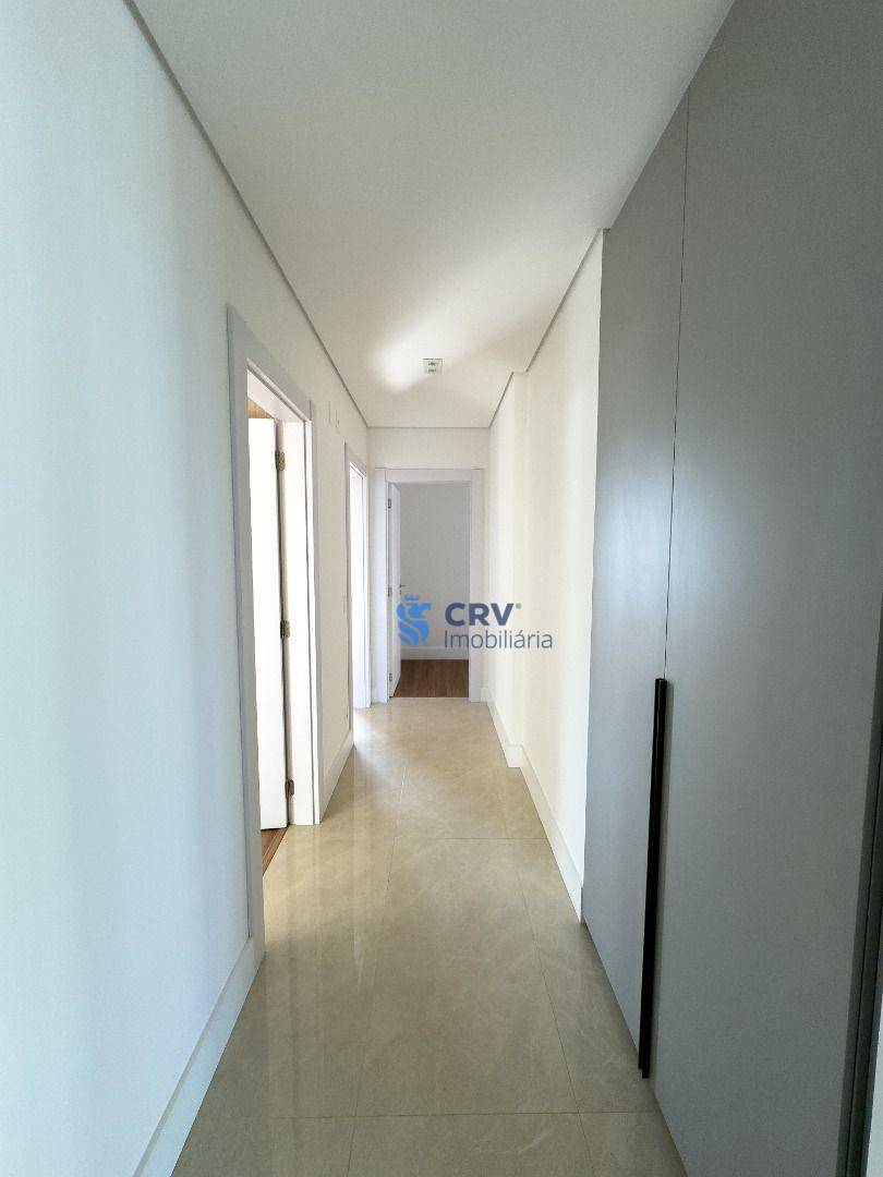 Apartamento à venda com 3 quartos, 216m² - Foto 11