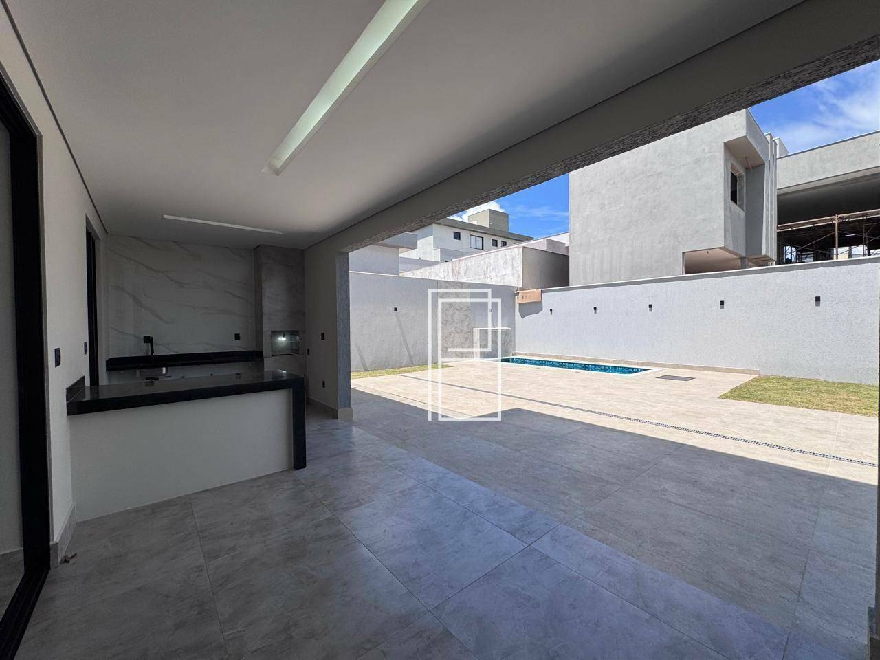 Casa à venda com 4 quartos, 252m² - Foto 21