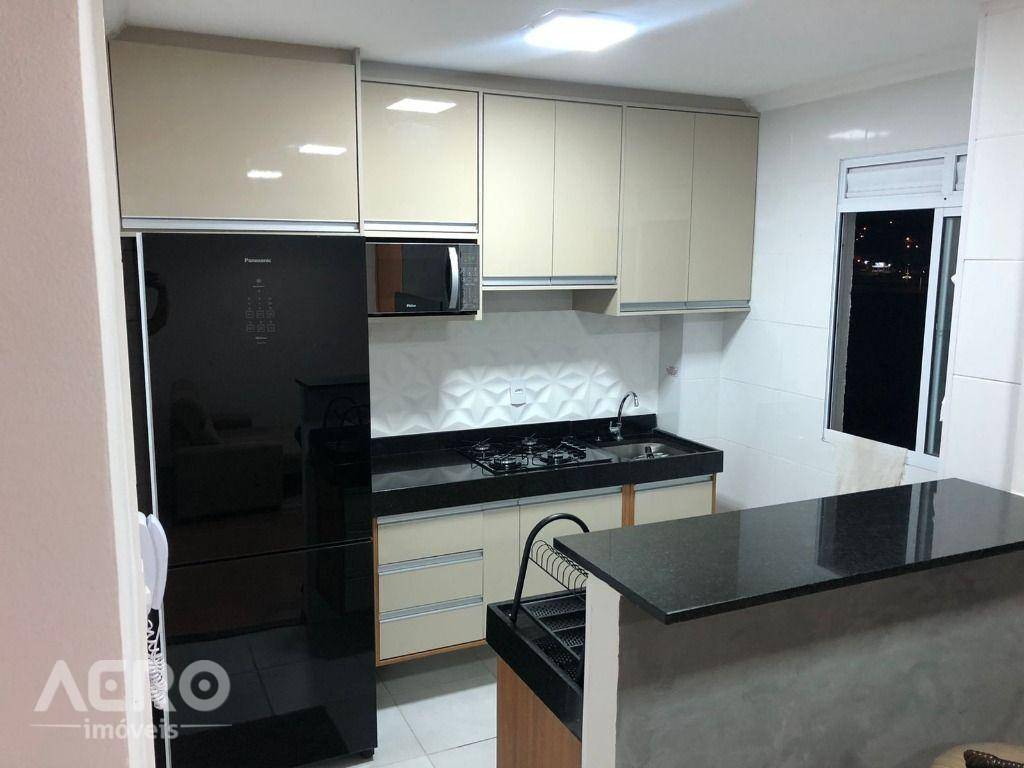 Apartamento à venda com 2 quartos, 45m² - Foto 1