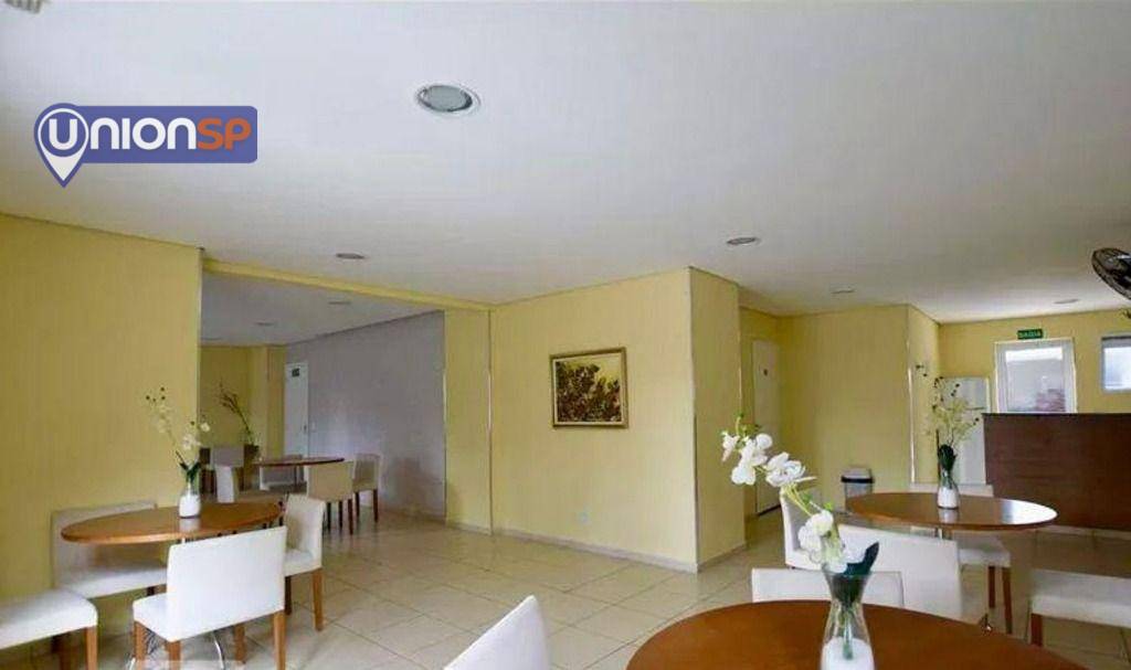 Apartamento à venda com 1 quarto, 33m² - Foto 12