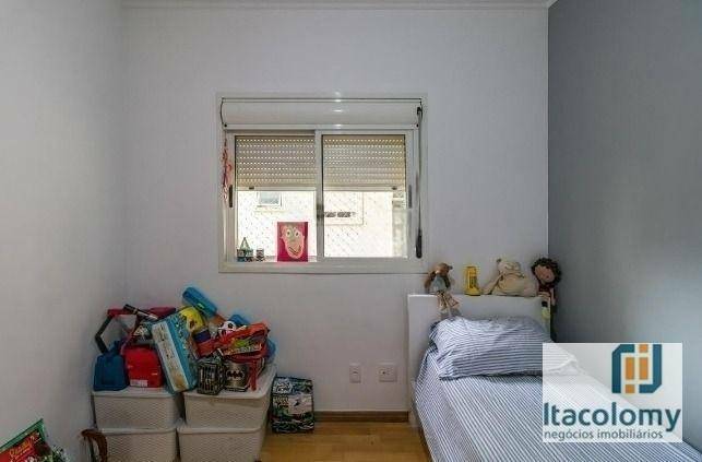 Apartamento à venda com 3 quartos, 139m² - Foto 18