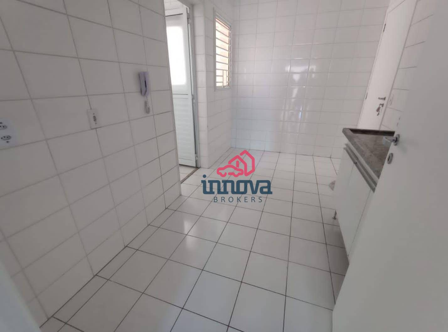 Apartamento à venda com 3 quartos, 86m² - Foto 3