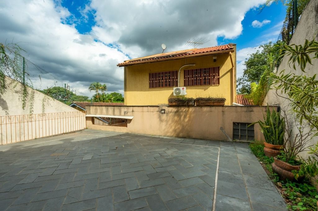 Casa de Condomínio à venda com 4 quartos, 233m² - Foto 23