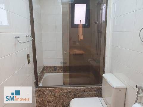 Apartamento à venda com 3 quartos, 123m² - Foto 8