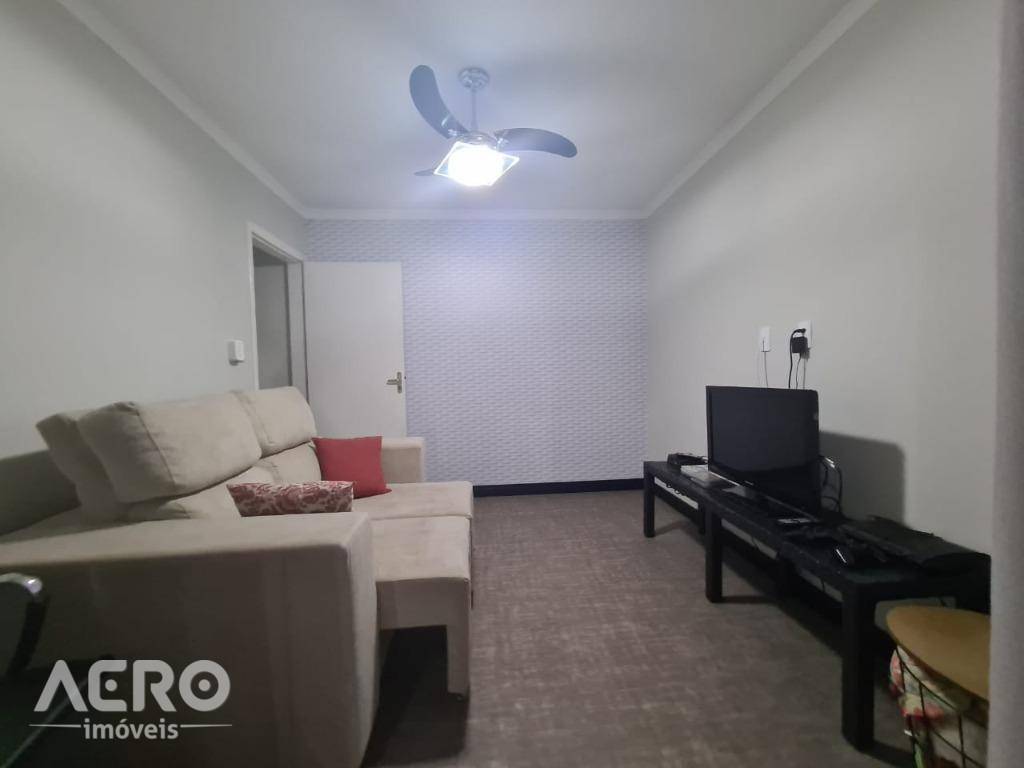 Casa à venda com 3 quartos, 205m² - Foto 15