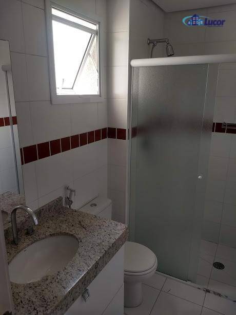 Apartamento à venda com 2 quartos, 65m² - Foto 15