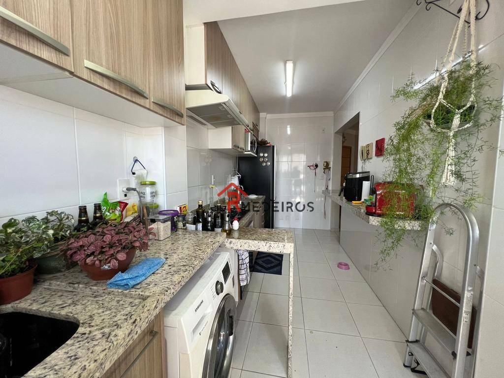 Apartamento à venda com 2 quartos, 74m² - Foto 15