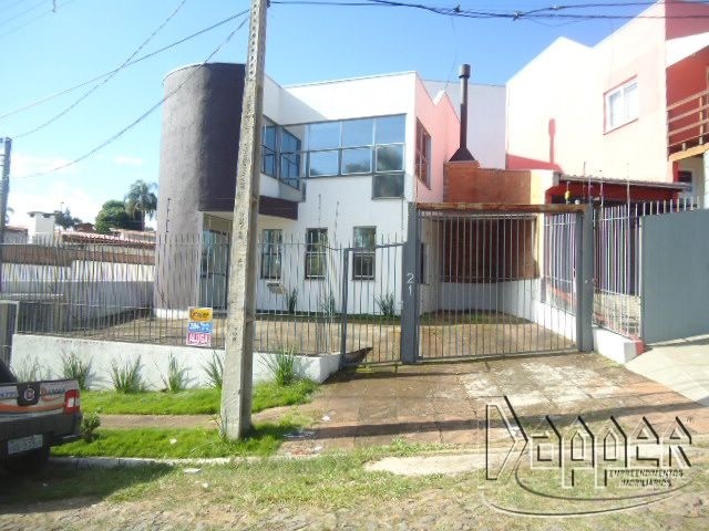 Casa à venda com 1 quarto, 133m² - Foto 1