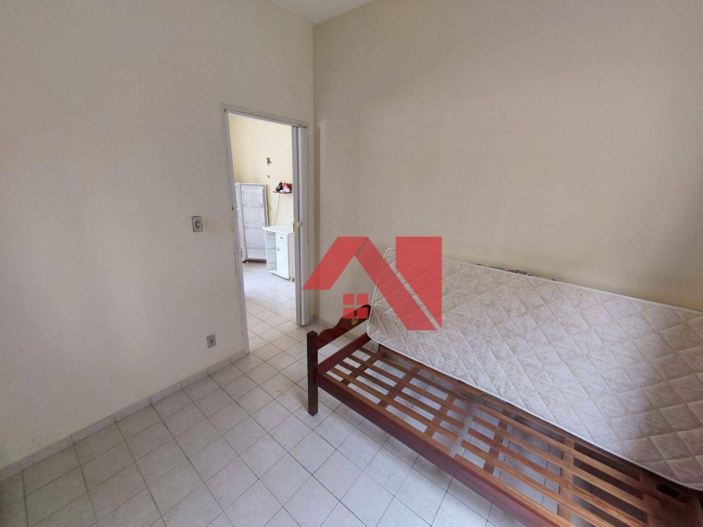 Casa à venda com 2 quartos, 127m² - Foto 9