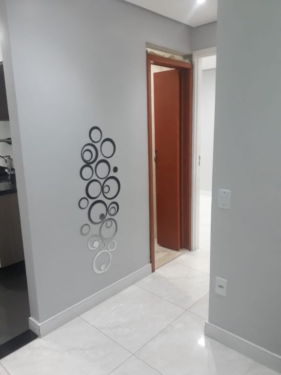 Apartamento à venda com 2 quartos, 38m² - Foto 11