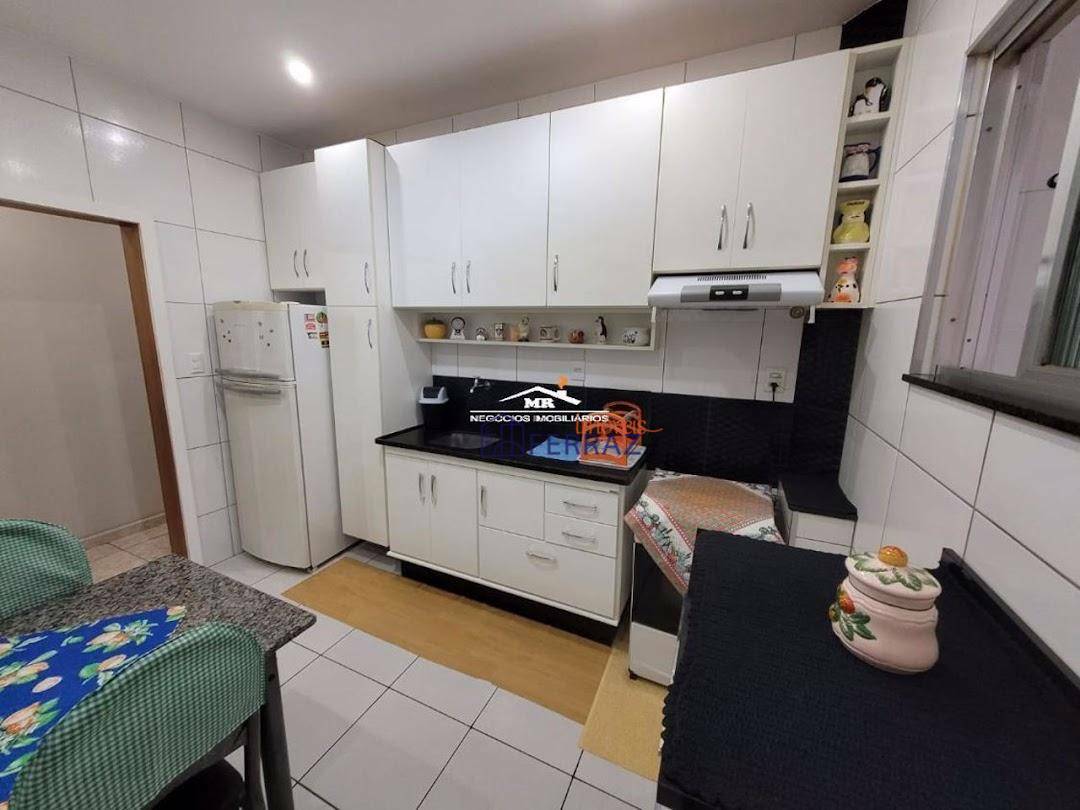 Apartamento à venda com 3 quartos, 120m² - Foto 11