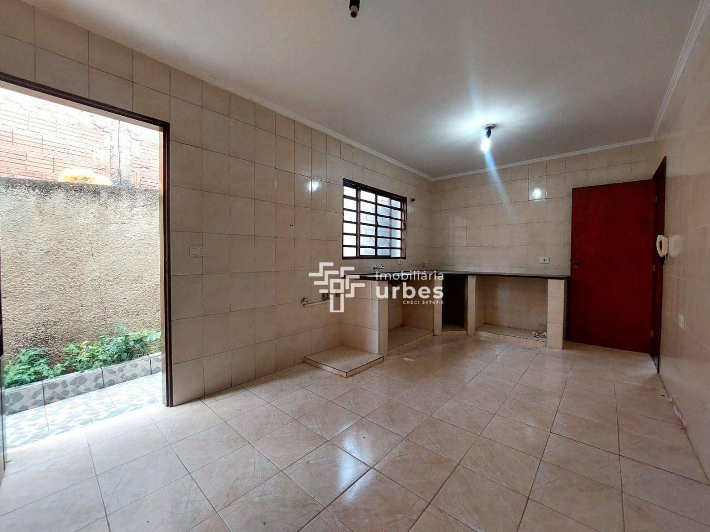 Casa à venda com 3 quartos, 140m² - Foto 4