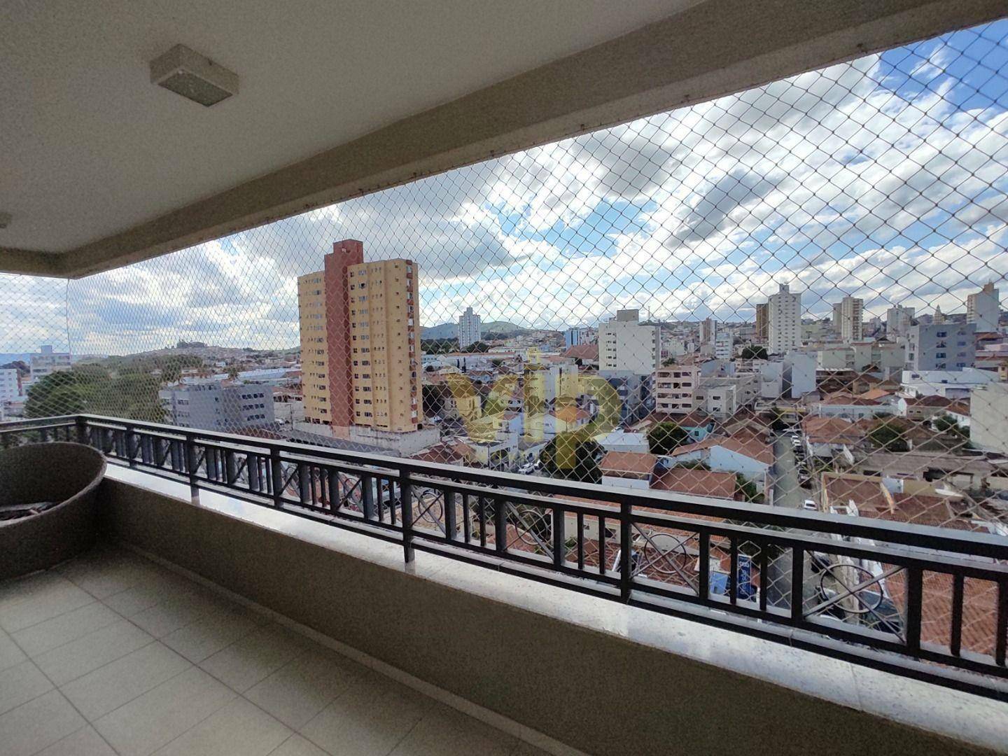 Apartamento à venda com 3 quartos, 157m² - Foto 19