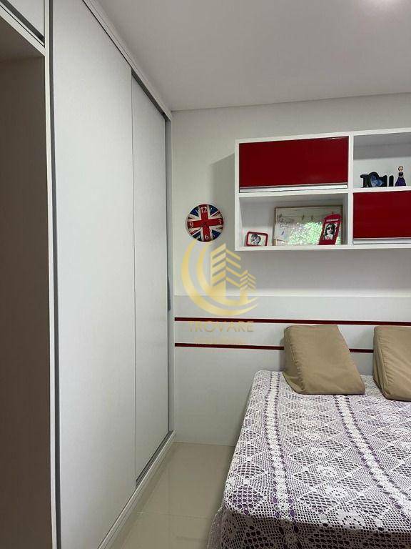 Apartamento à venda com 4 quartos, 155m² - Foto 5