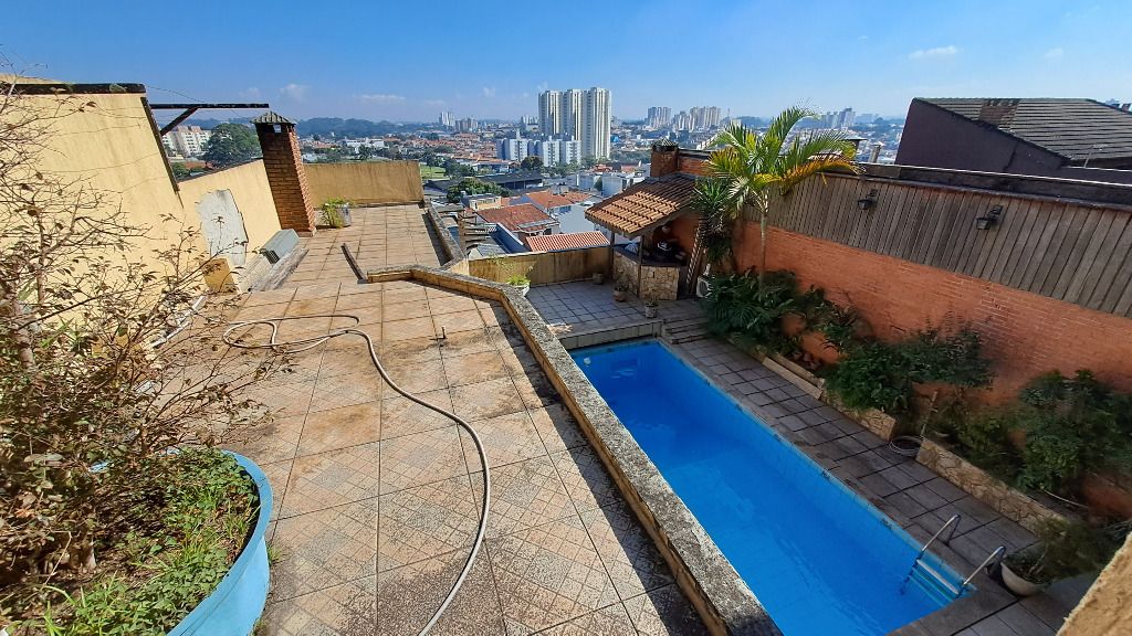 Sobrado à venda com 4 quartos, 500m² - Foto 47