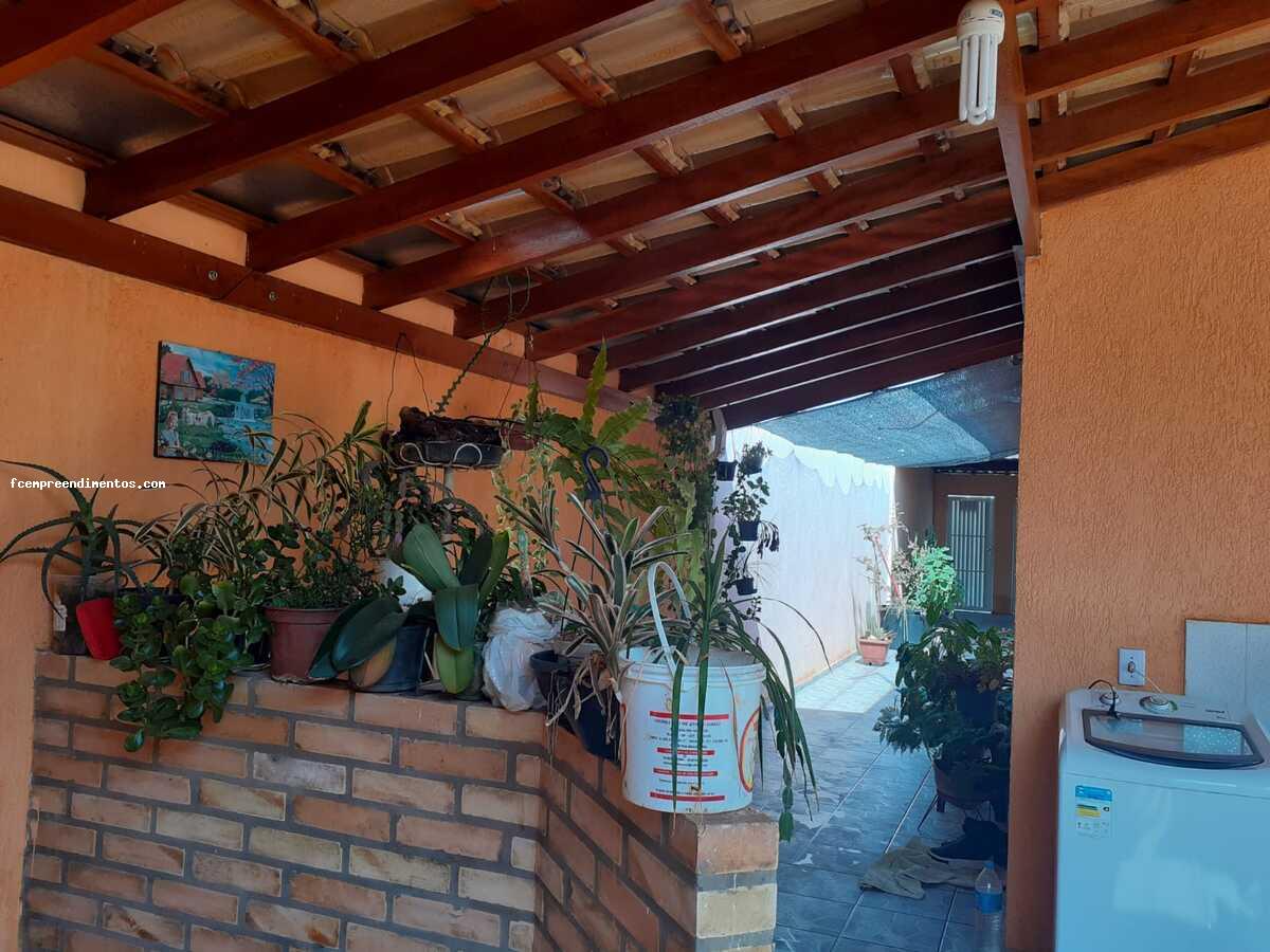 Casa à venda com 3 quartos, 250m² - Foto 6