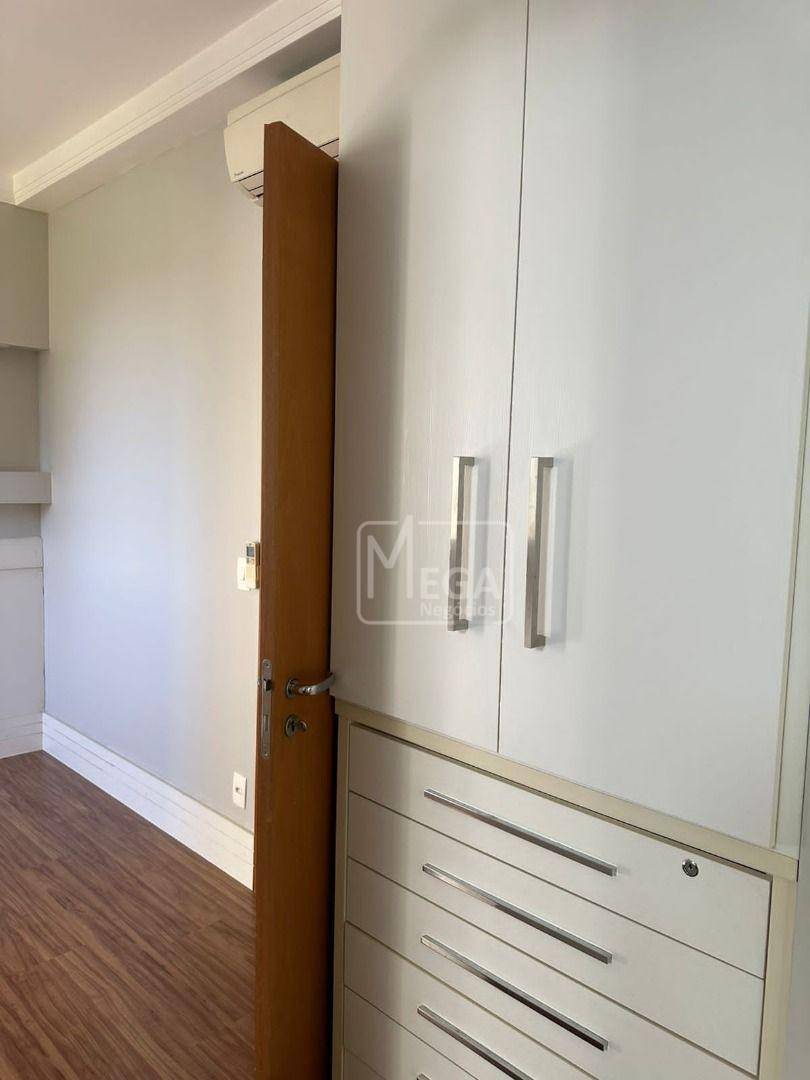 Apartamento para alugar com 3 quartos, 122m² - Foto 12