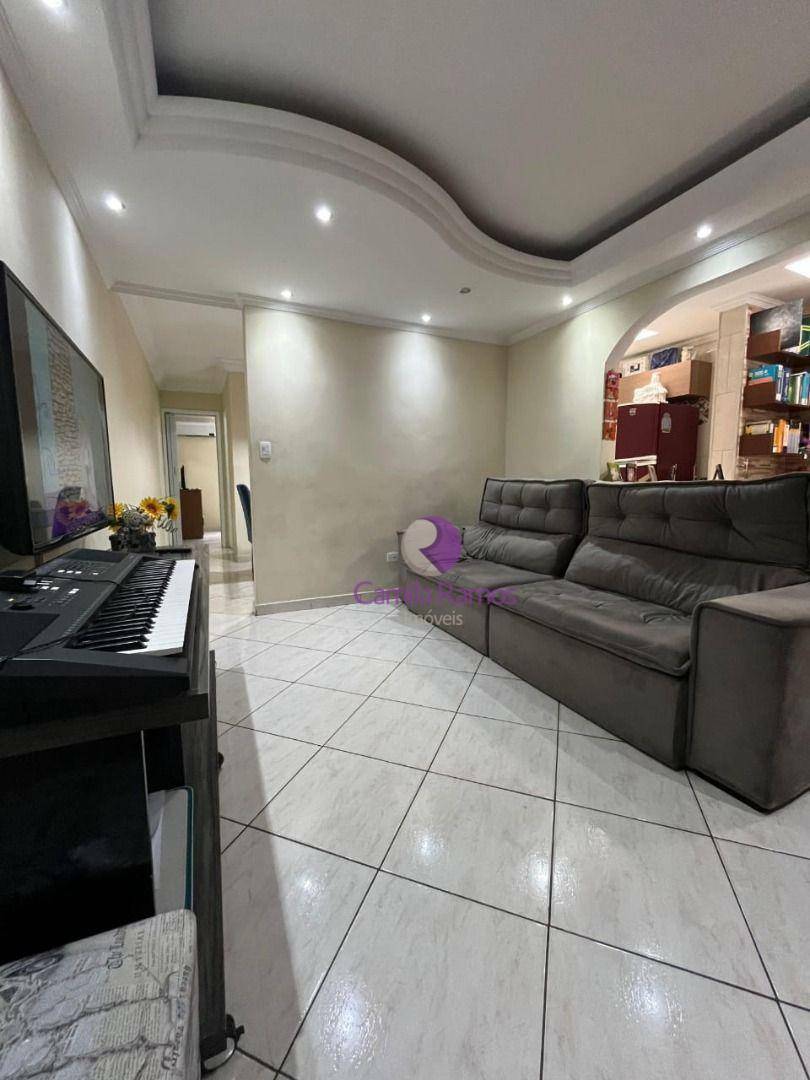 Casa à venda com 2 quartos, 120m² - Foto 2