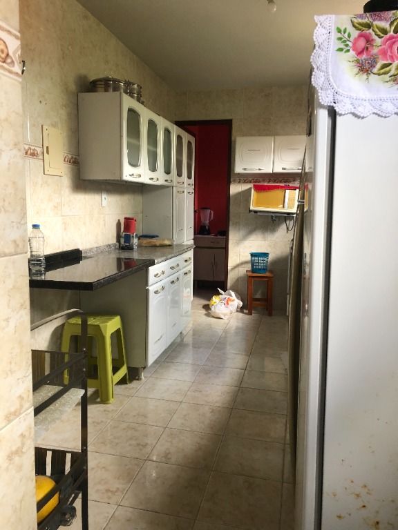 Apartamento à venda com 4 quartos, 105m² - Foto 4