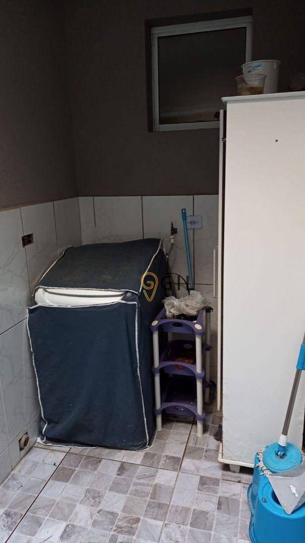 Sobrado à venda com 3 quartos, 250m² - Foto 22