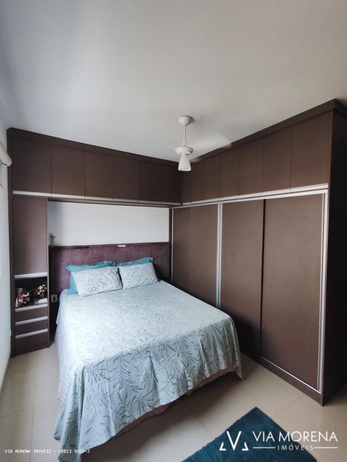 Casa à venda com 3 quartos, 500m² - Foto 12