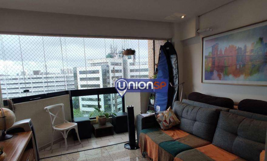 Apartamento à venda com 2 quartos, 68m² - Foto 2