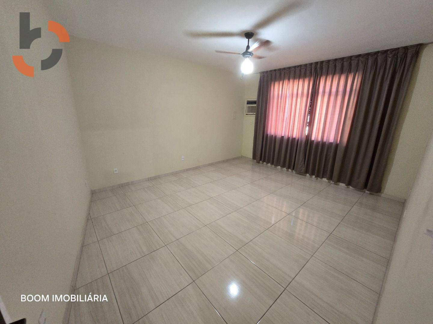 Casa à venda com 5 quartos, 232m² - Foto 19