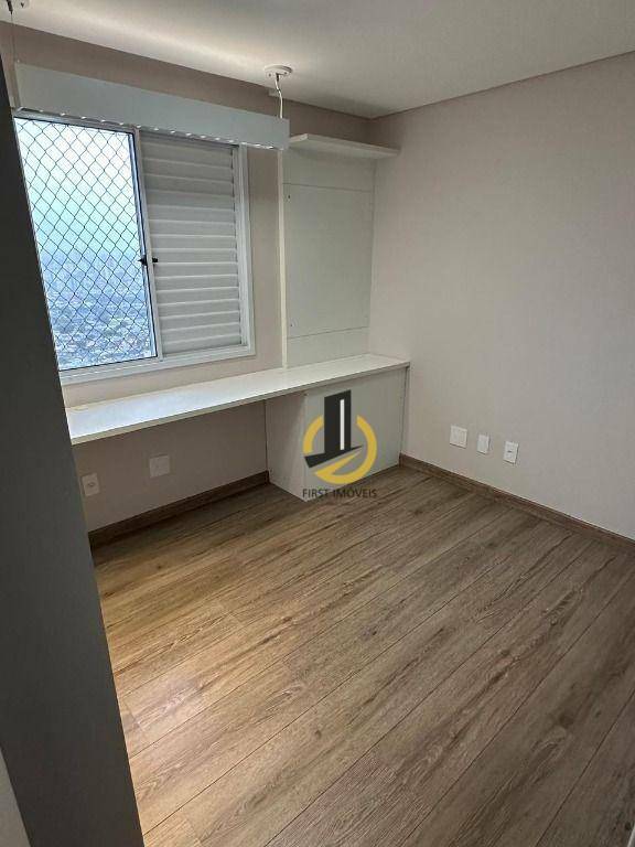 Apartamento à venda com 3 quartos, 115m² - Foto 14