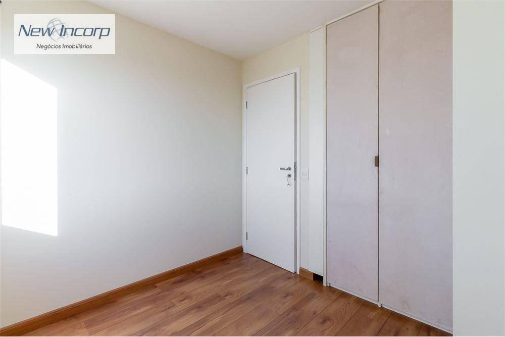 Apartamento à venda com 4 quartos, 145m² - Foto 24