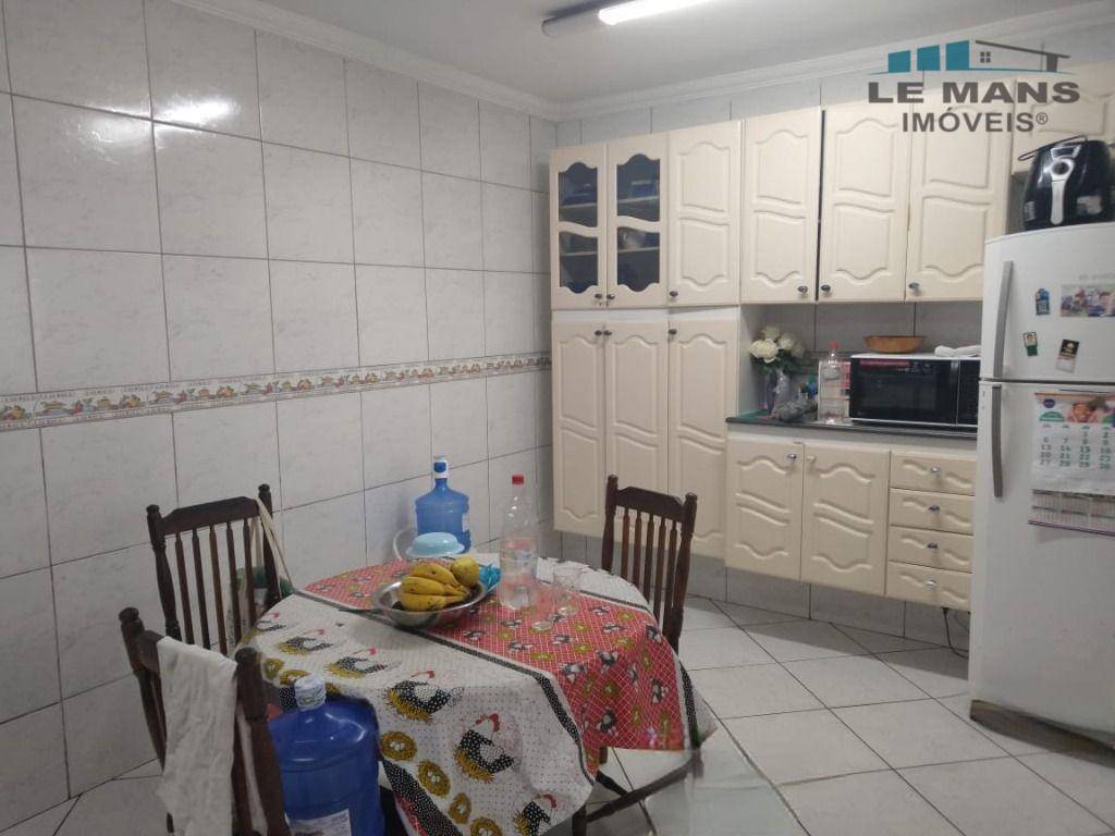 Casa à venda com 3 quartos, 146m² - Foto 8