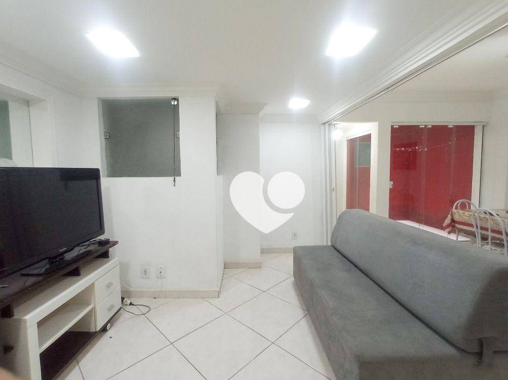 Apartamento à venda com 2 quartos, 105m² - Foto 6