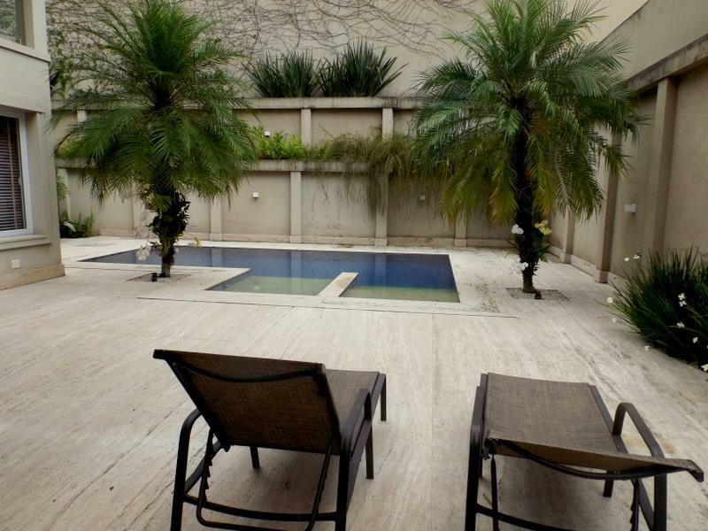 Casa de Condomínio à venda com 4 quartos, 750m² - Foto 9