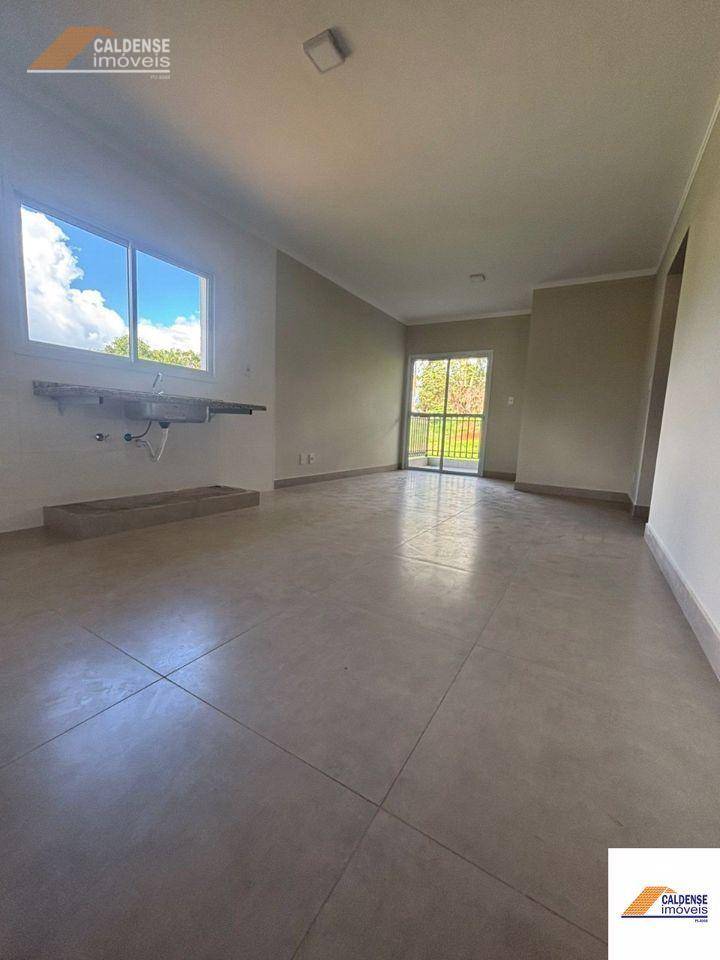 Apartamento, 2 quartos, 65 m² - Foto 2