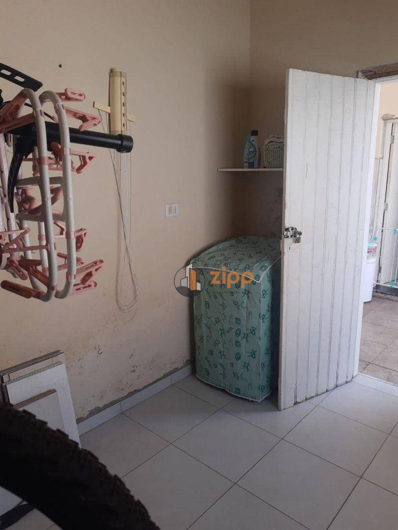 Sobrado à venda com 2 quartos, 150m² - Foto 33