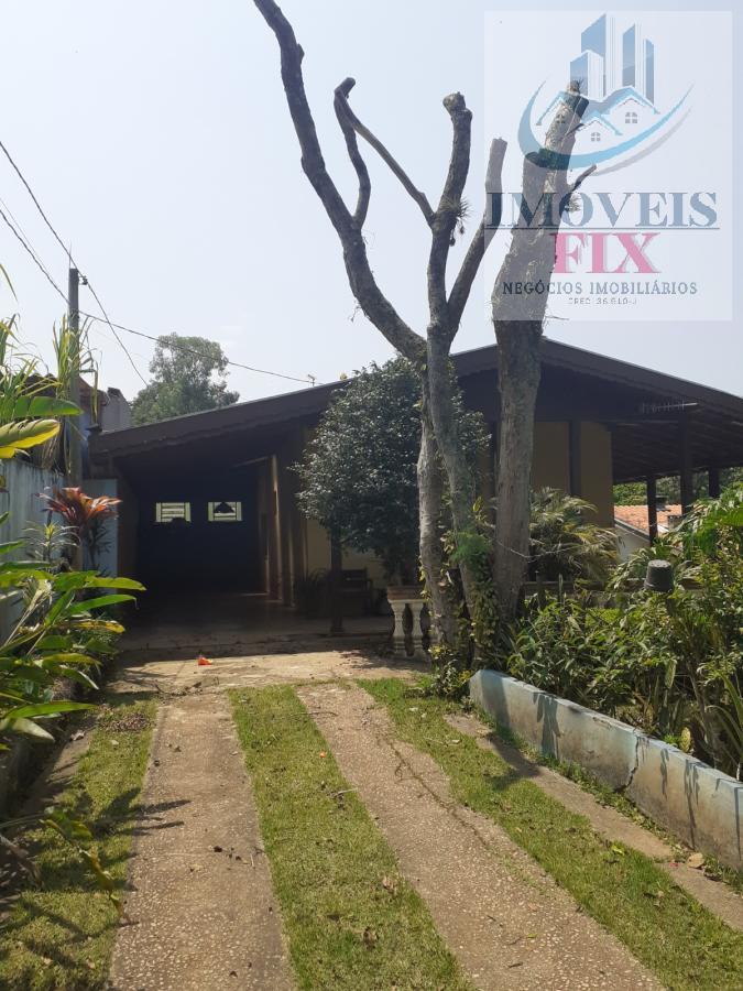 Fazenda à venda com 3 quartos, 200m² - Foto 1