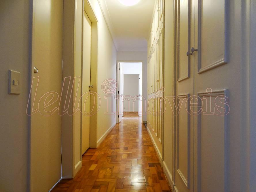 Apartamento para alugar com 3 quartos, 273m² - Foto 13