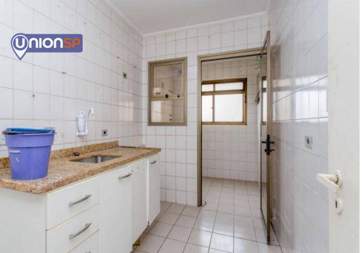 Apartamento à venda com 3 quartos, 74m² - Foto 11