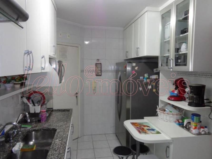 Apartamento para alugar com 3 quartos, 97m² - Foto 10