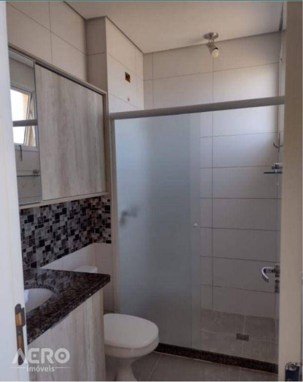 Apartamento à venda com 3 quartos, 98m² - Foto 4