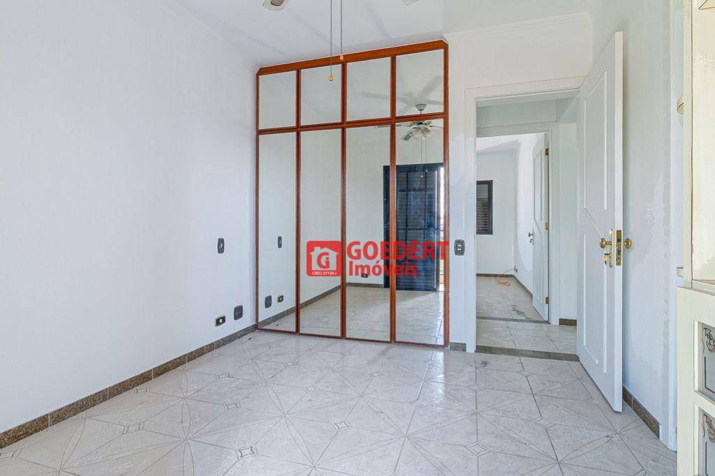 Apartamento à venda com 3 quartos, 132m² - Foto 33