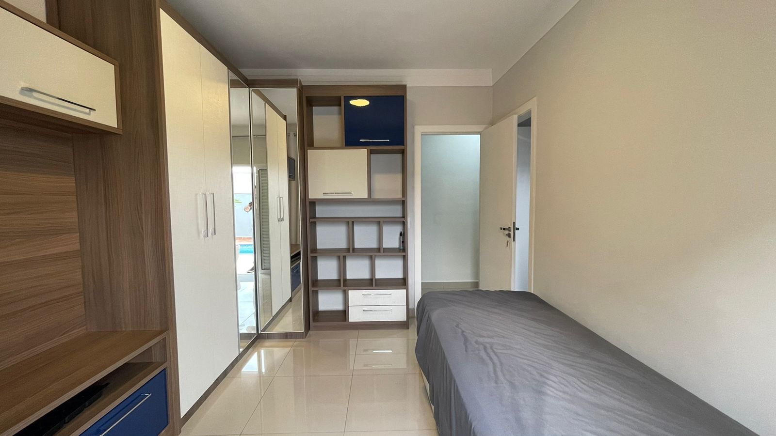 Casa de Condomínio à venda com 3 quartos, 220m² - Foto 12