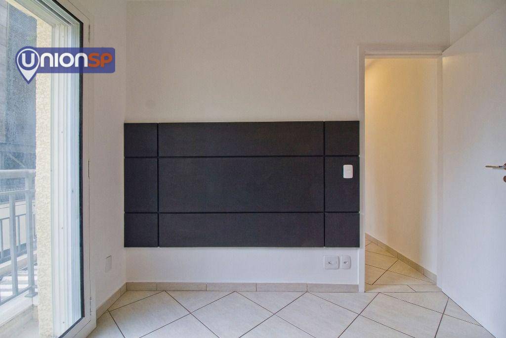 Apartamento à venda com 2 quartos, 47m² - Foto 15