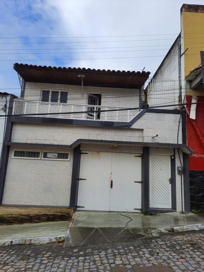 Casa para alugar com 3 quartos, 240m² - Foto 2