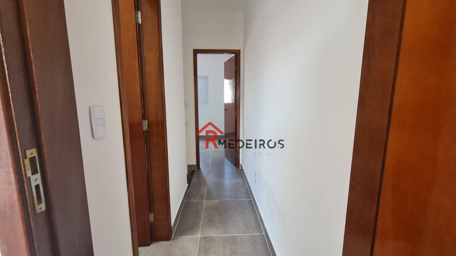 Casa à venda com 2 quartos, 57m² - Foto 10