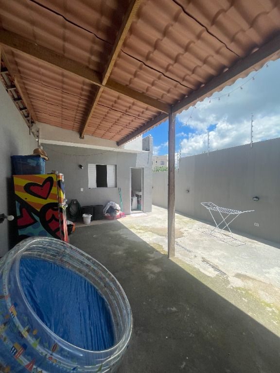 Casa à venda e aluguel com 2 quartos, 70m² - Foto 21