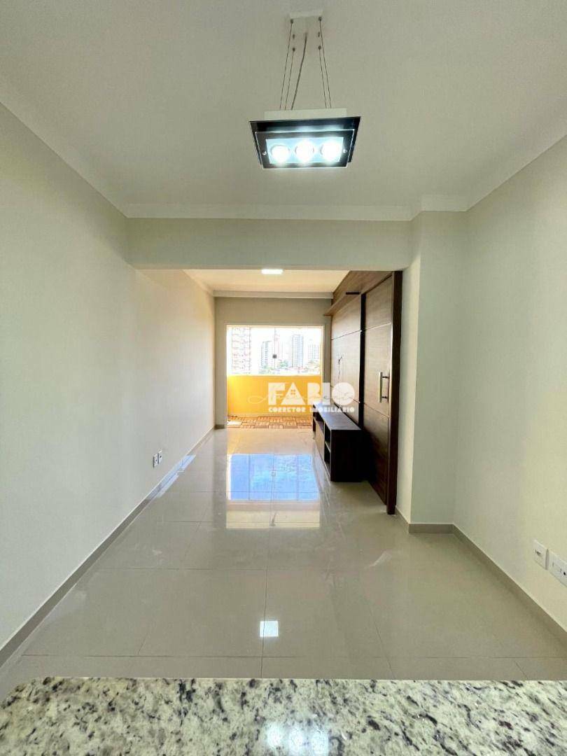 Apartamento à venda com 2 quartos, 62m² - Foto 9